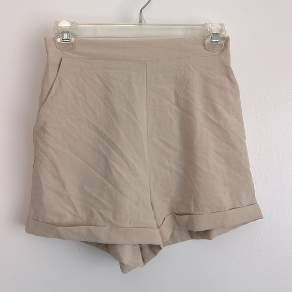 Princess Polly Pants - *Like New* Princess Polly High Waist Cream Shorts Sz 4